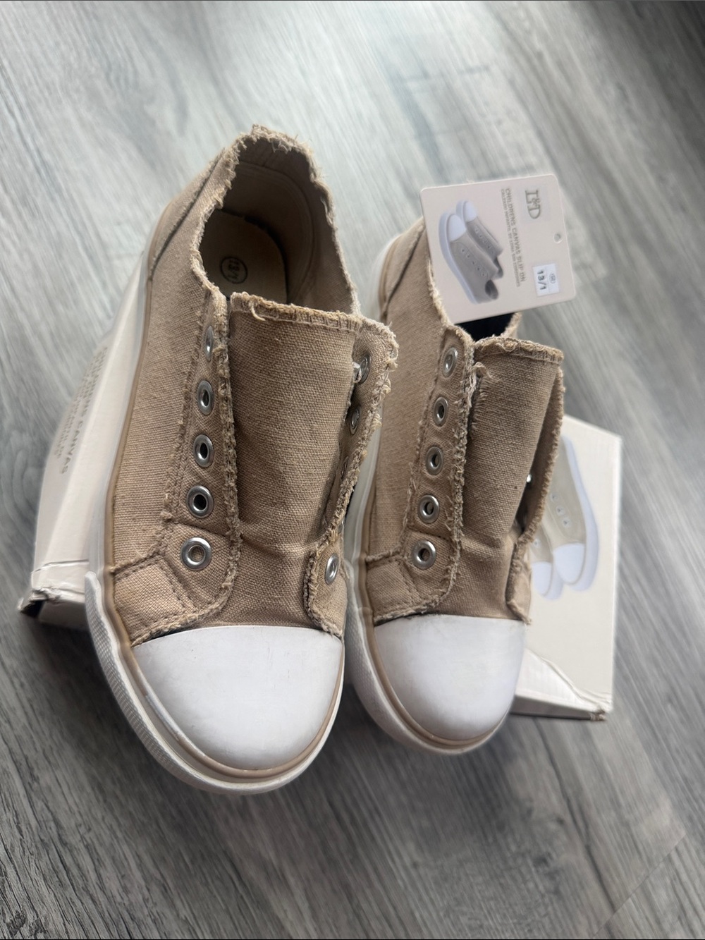 Children’s canvas slip on, shoes